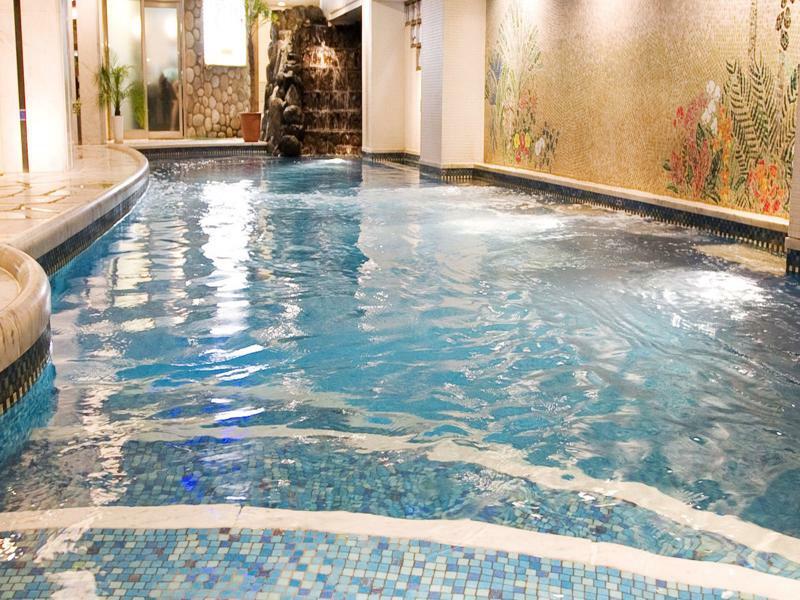 Capsule Inn Osaka - Caters To Men Экстерьер фото