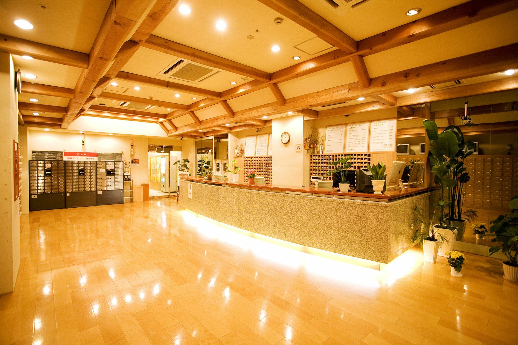 Capsule Inn Osaka - Caters To Men Экстерьер фото